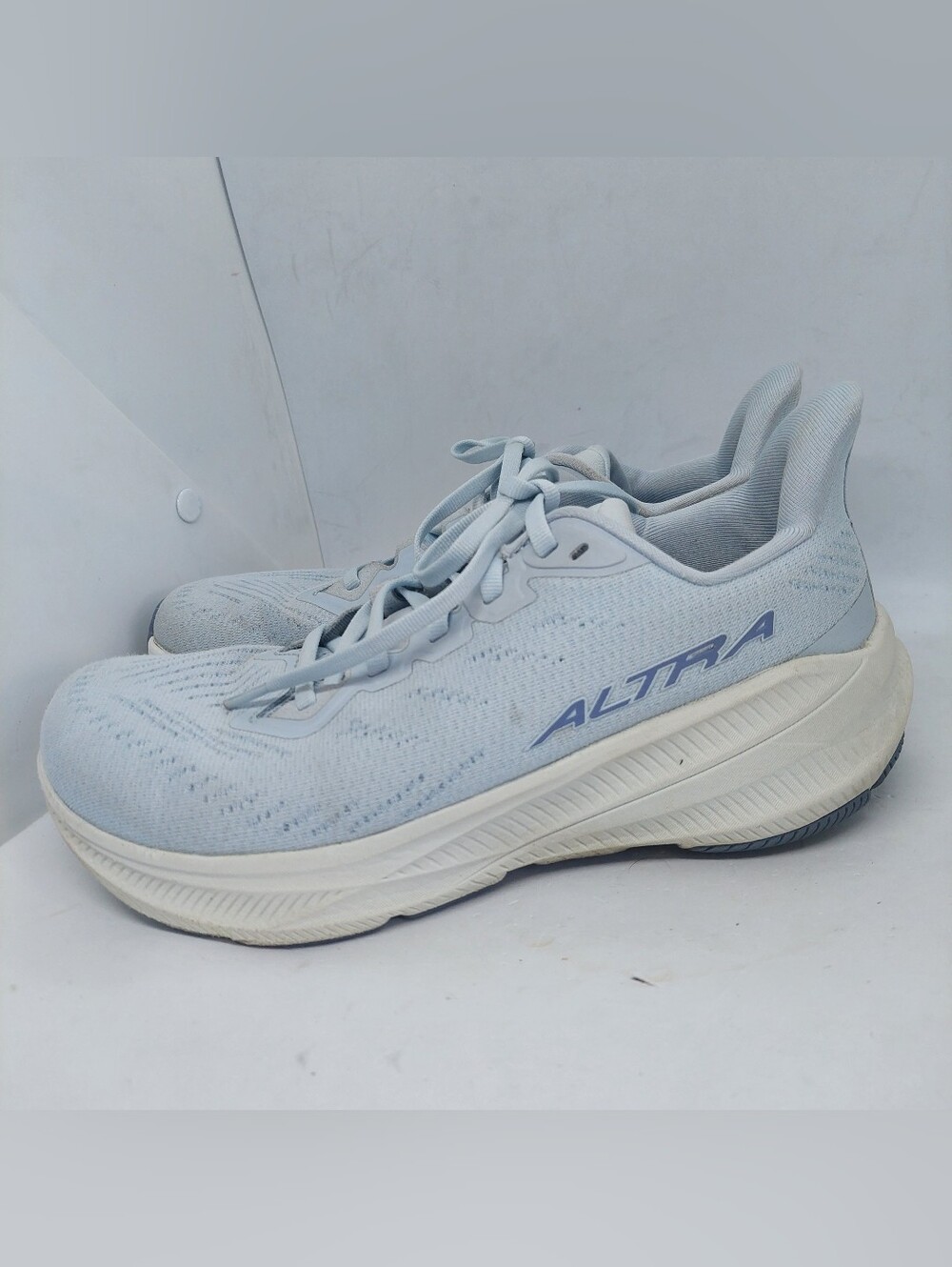 Altra Experience Flow 2 Sneakers Light Blue Womens Size 8 Sporty Casual Shoes